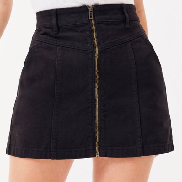 PacSun Dresses & Skirts - Pacsun Zip Front V Yoke Mini Skirt Faded Black